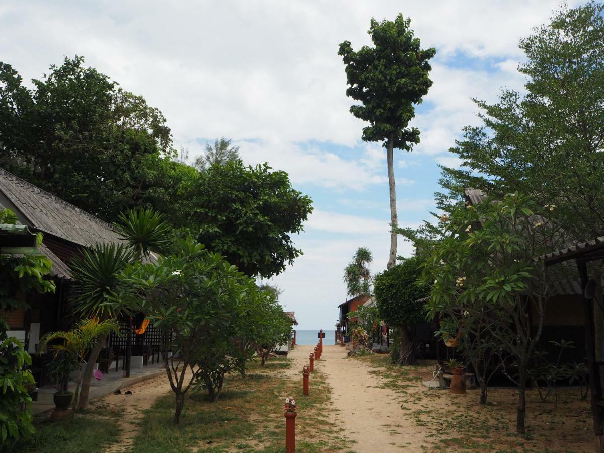 קו לנטה Bluesky Beach Bungalows מראה חיצוני תמונה